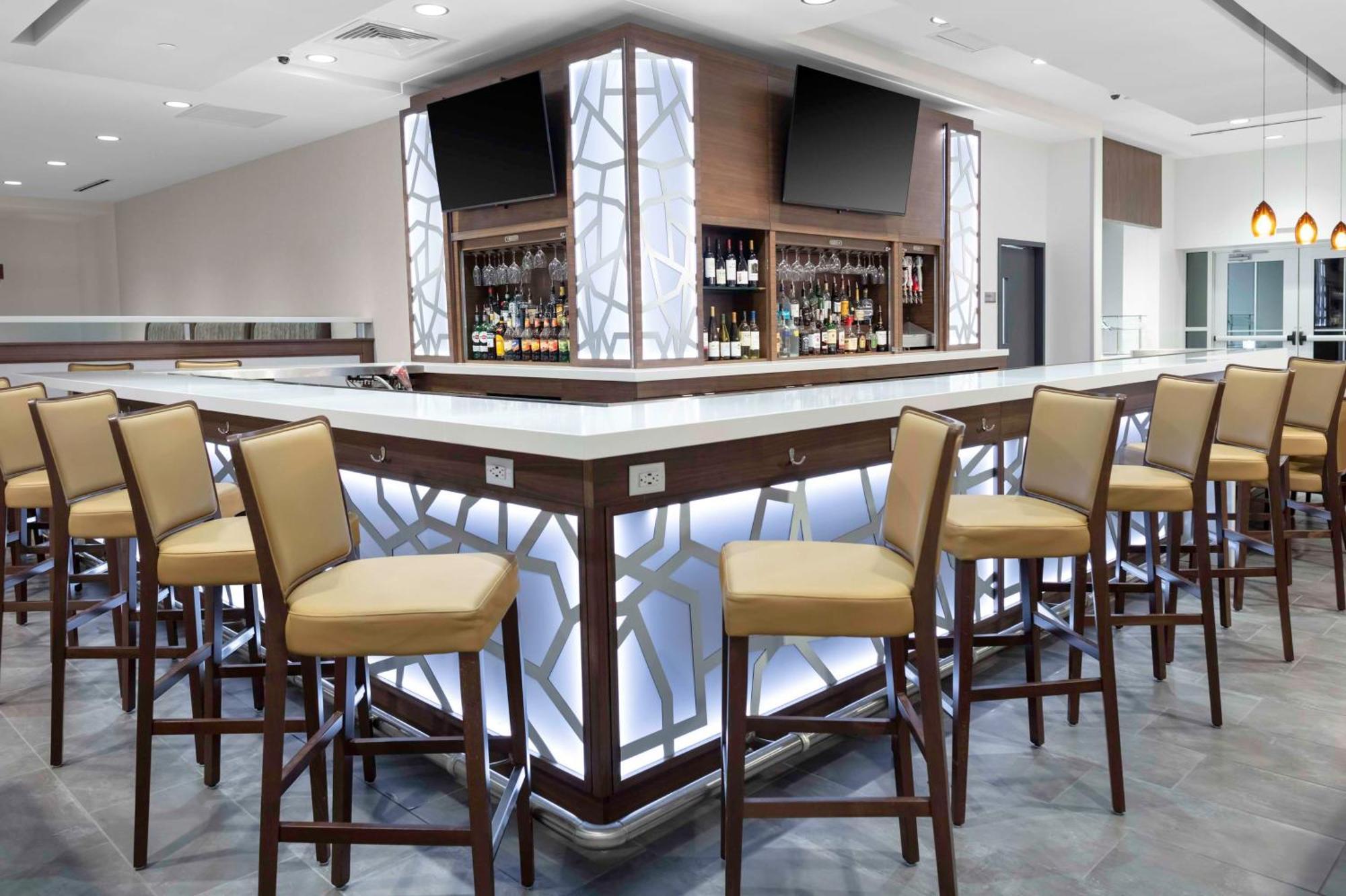 Hilton Garden By Hilton Wayne North Hotel