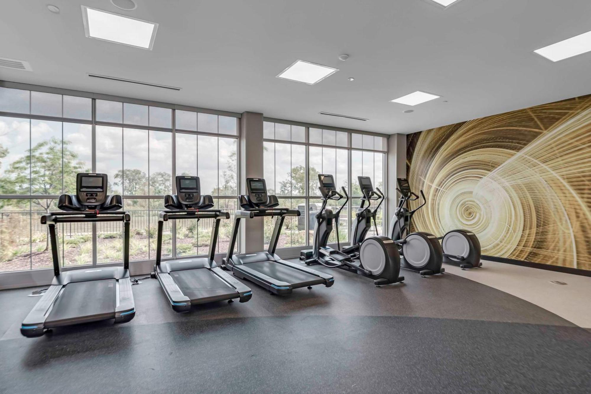 Hilton Garden By Hilton Wayne North Hotel Sunnybrook Acres