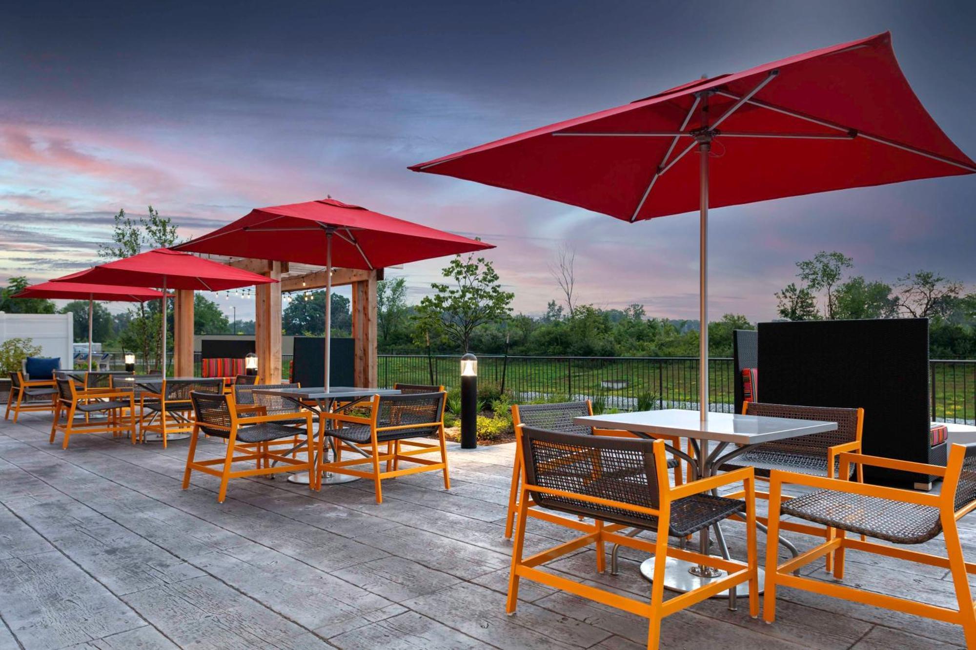 Hilton Garden By Hilton Wayne North 3*